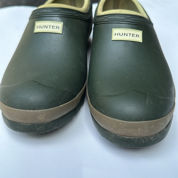 Hunter Olive Green Neoprene Gardener Clogs - Picture 12 of 13